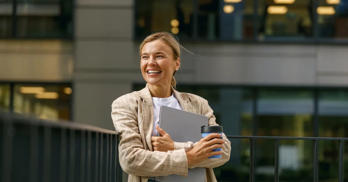 payroll-workflow-female-employee-smiling